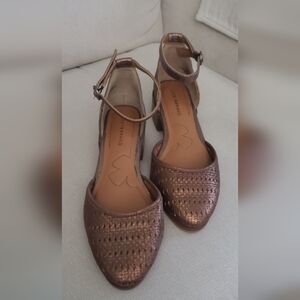 Lucky Brand Women's Maliya Metallic Bronze Low Heel Balletcore Whimsy Girly